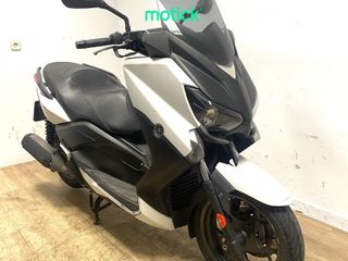YAMAHA XMAX 250