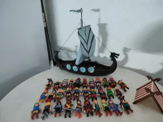 Playmobil Barco Vikingo y Figuras