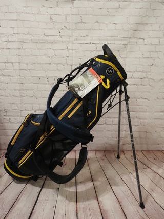 Big Max Heaven Six G - Azul Marino y Amarillo