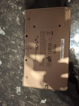 Nintendo DSi XL Negra con Juegos Digitales