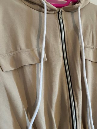 Giacca donna beige con cappuccio