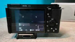 Sony ZV-E10 + 5 baterías y cargador triple