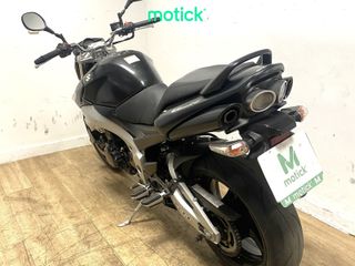 SUZUKI GSR 600