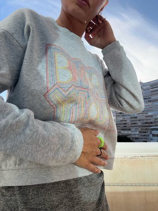 Sudadera Bimba y Lola gris bordada