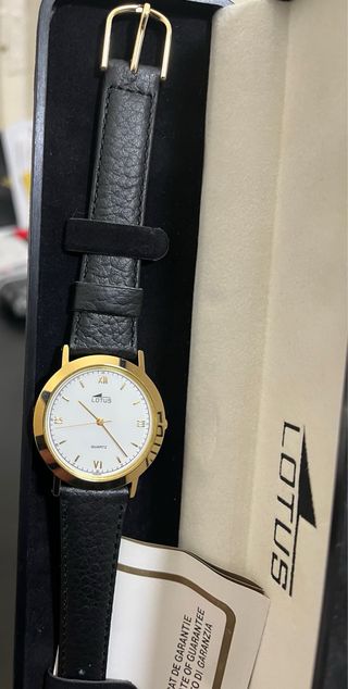 Reloj Lotus Caballero Dorado y Negro