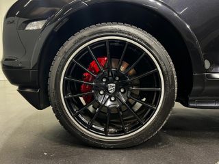 Porsche Cayenne GTS