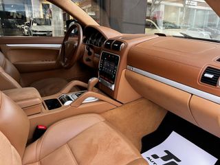 Porsche Cayenne GTS