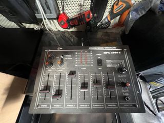 Equipo de música Pioneer negro