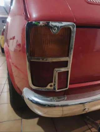 Embellecedor piloto SEAT 133