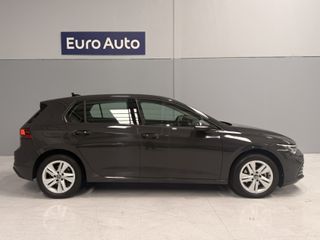 VW Golf VIII 2.0TDI 115Cv Life