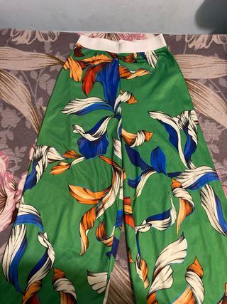 Conjunto de ropa estampado floral