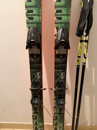 Esquís Freestyle Volkl Dogen