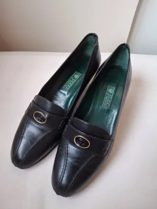 Zapatos GUCCI Mujer Tacón Bajo Negros