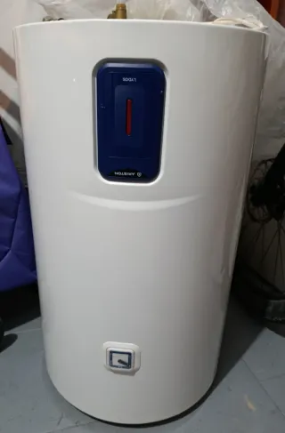 Termo eléctrico Ariston como nuevo