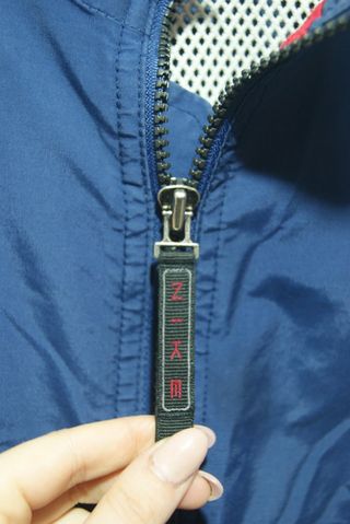 Giacca a vento Nike vintage blu/rossa taglia M