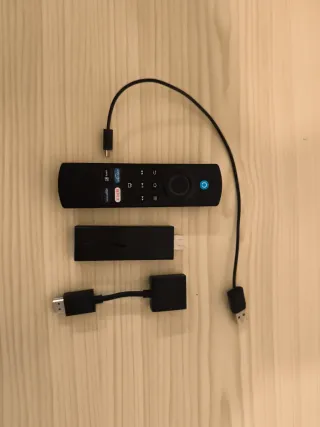 Amazon Fire TV Stick Control y Adaptador