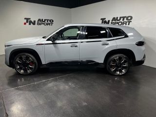 BMW XM 550 KW 748CV LABEL RED