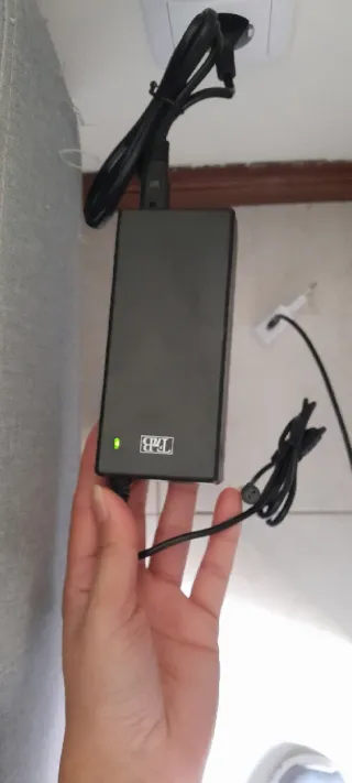 Carregador Portátil Universal TnB c/ 9 Adaptadores