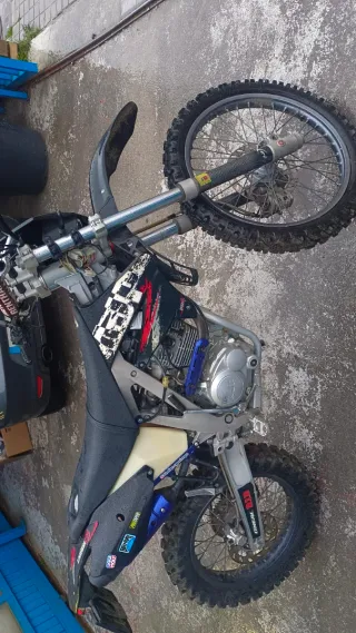 AJP PR4 Enduro 125cc