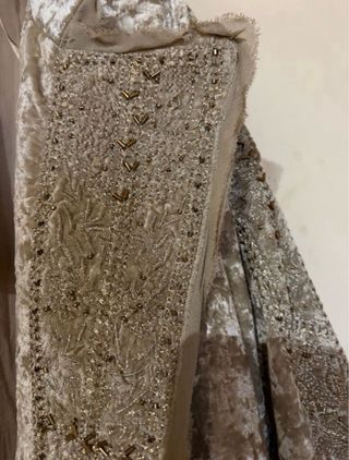 Kimono Zara Terciopelo Beige/Dorado Talla M