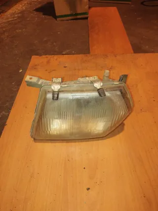 Faro Izquierdo Nissan Patrol GR Y61