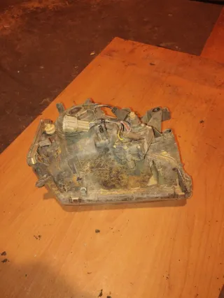 Faro Izquierdo Nissan Patrol GR Y61