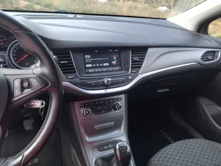 Opel Astra 2016