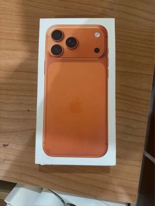 iPhone 17 Pro Max Naranja al primero que venga
