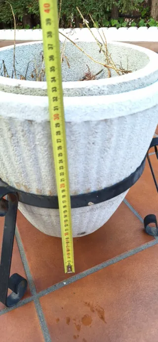 Lote de 4 macetas de piedra