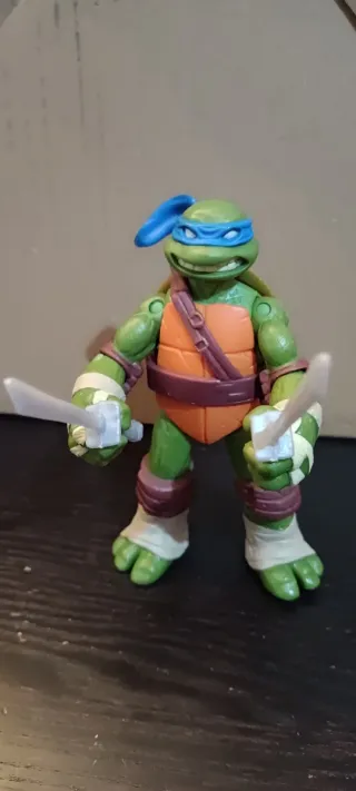 Lote Figuras Tortugas Ninja Playmates, 2012.