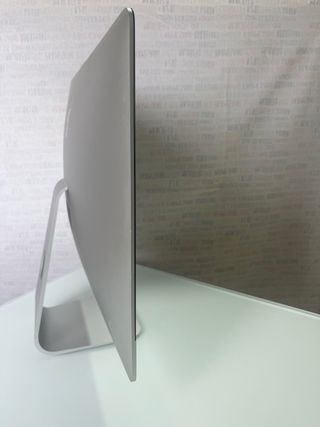 iMac 21,5” Retina 4k (2015) Teclado y ratón incl.