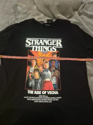 Camiseta Stranger Things The Rise of Vecna Talla M