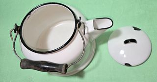 Tetera Blanca Esmaltada