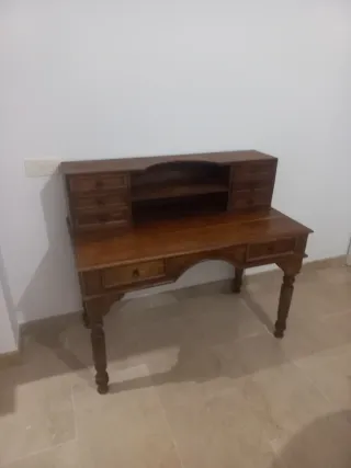 Escritorio vintage madera con cajones