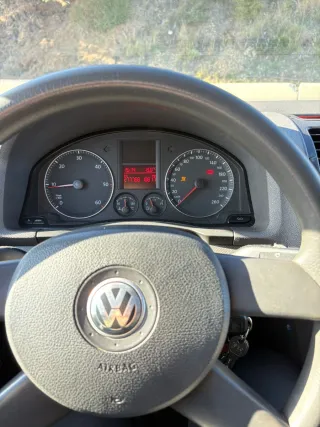Volkswagen Golf 2004