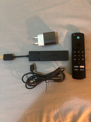 Amazon Fire TV Stick con Mando