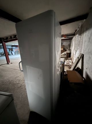 Nevera Indesit sin congelador