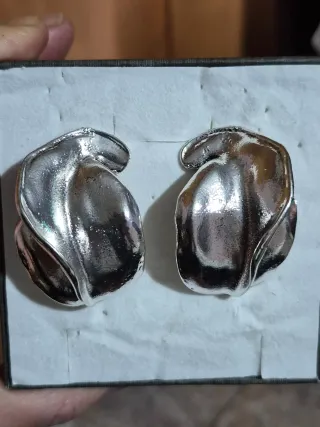 Pendientes Zara Acero Tendencia