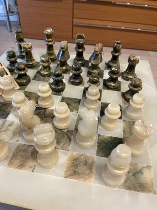 Scacchiera e Dama in Marmo e Onice