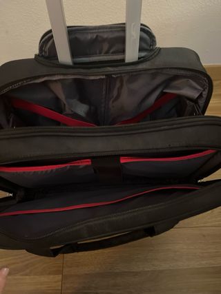 Maletín American Tourister con ruedas