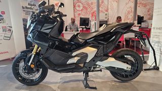 Honda X-ADV 750 2025 6.500KM Transferida