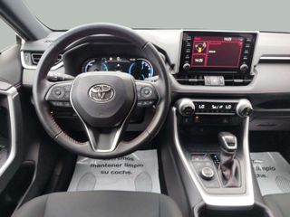 Toyota RAV4 PLUG-IN
