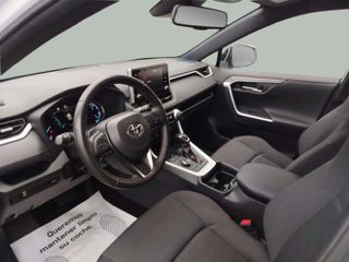 Toyota RAV4 PLUG-IN
