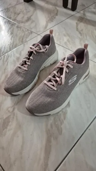 Zapatillas Skechers Beige Talla 41