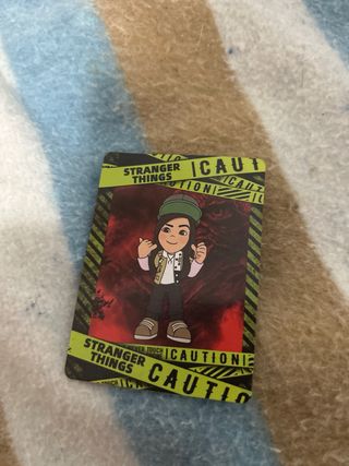 Figura Mike Wheeler Edición Limitada + Cartas