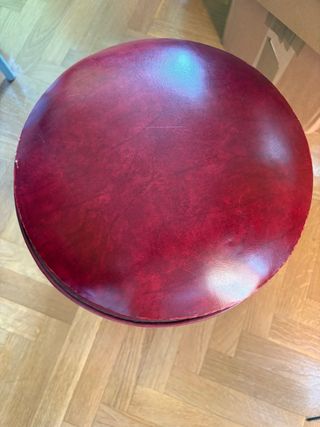 Puf vintage burdeos piel