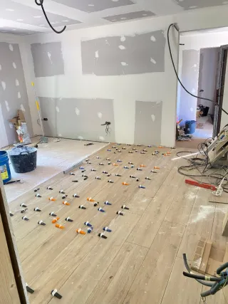 REFORMAS Y CONSTRUCCIÓN – TRABAJOS PROFESIONALES