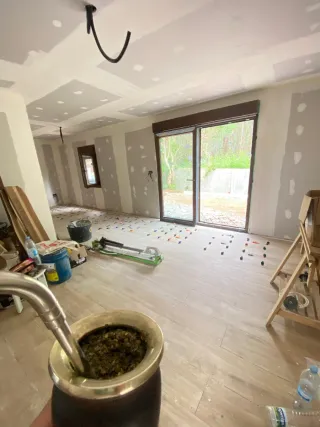 REFORMAS Y CONSTRUCCIÓN – TRABAJOS PROFESIONALES