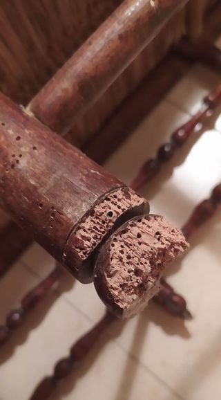 SOFÁ ANTIGUO DE 4 PLAZAS