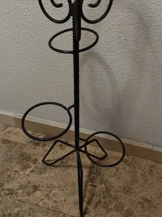 Macetero forja negro